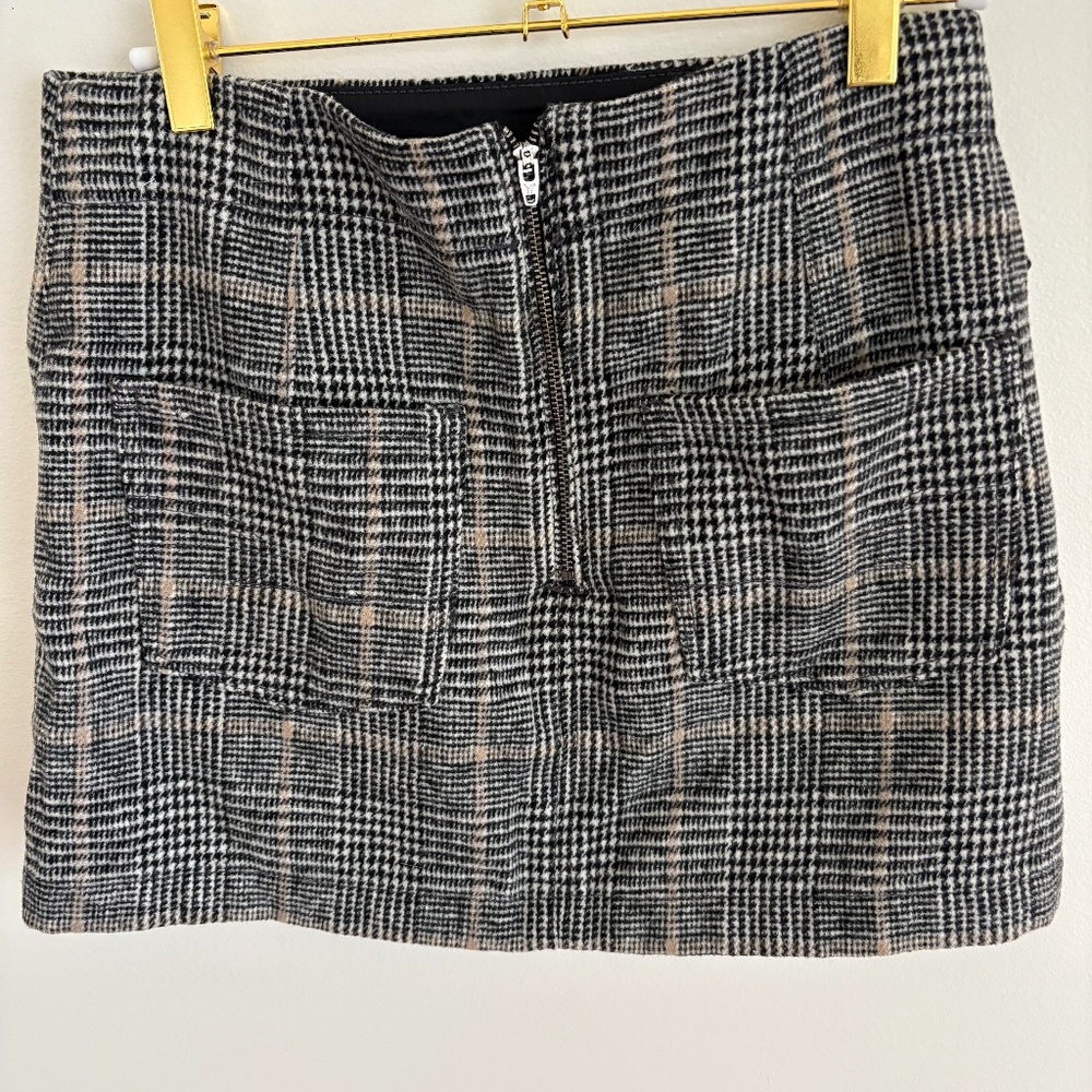 American Eagle plaid mini skirt